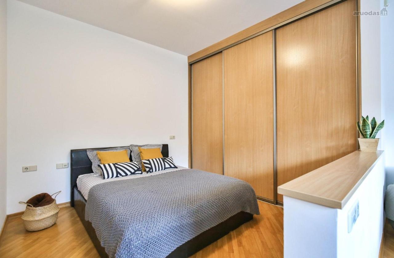 S3 Apartments Heart Of Old Town Вильнюс Экстерьер фото